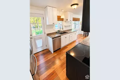 210 S 1st Ave, Helper, UT 84526 - Photo 8