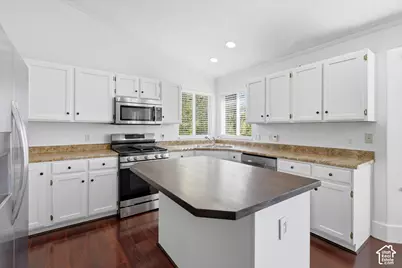 272 Wrangler Rd, Farmington, UT 84025 - Photo 8