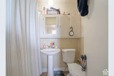 33 E 8640 S, Sandy, UT 84070 - Photo 34