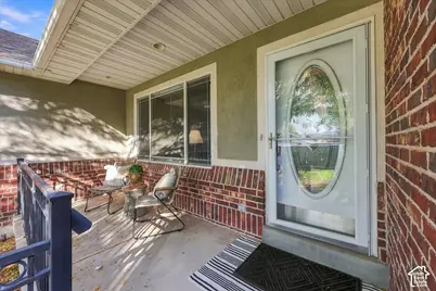12171 S Margaret Rose Dr, Riverton, UT 84065 - Photo 4