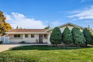 1134 E Manor Cir S, Millcreek, UT 84124 - Photo 2