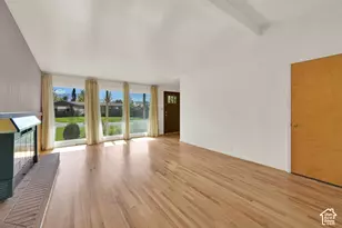 4193 S 1865 E, Holladay, UT 84124 - Photo 6