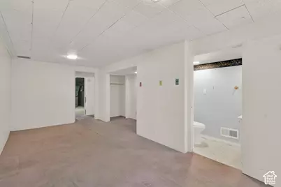 4193 S 1865 E, Holladay, UT 84124 - Photo 32
