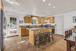 1441 W 8780 S, West Jordan, UT 84088 - Photo 4