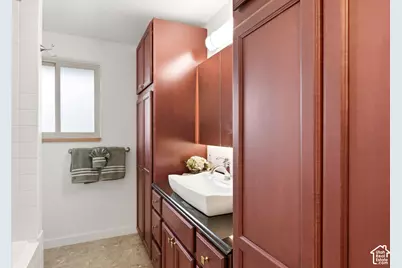 960 E Sagehill Dr, Holladay, UT 84124 - Photo 20