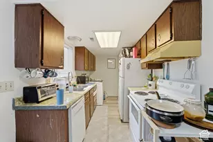 4552 S 785 E, Millcreek, UT 84107 - Photo 10