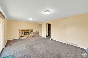 2261 W Ledgewood Dr, Taylorsville, UT 84129 - Photo 4