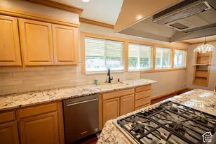 4896 S Adams Ave E, South Ogden, UT 84403 - Photo 10