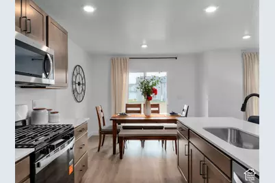 908 E Edinburgh Ave #1230, Lehi, UT 84048 - Photo 8
