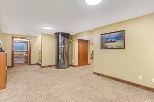 422 S Maryfield Dr, Salt Lake City, UT 84108 - Photo 30