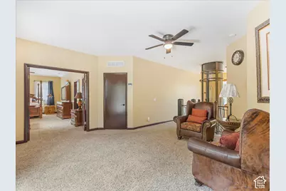 422 S Maryfield Dr, Salt Lake City, UT 84108 - Photo 16