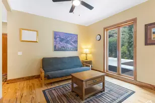 422 S Maryfield Dr, Salt Lake City, UT 84108 - Photo 18