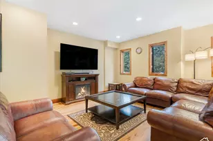 422 S Maryfield Dr, Salt Lake City, UT 84108 - Photo 16