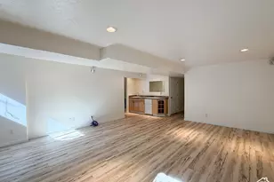 690 Liston Cir, Kaysville, UT 84037 - Photo 22
