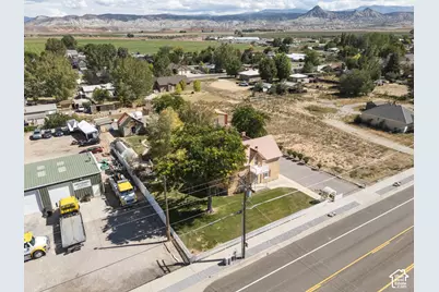 320 N Main, Aurora, UT 84620 - Photo 56