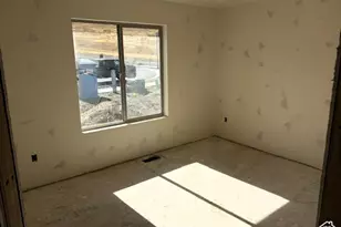 603 E Berkshire Dr, Tooele, UT 84074 - Photo 8