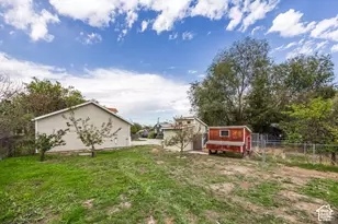 1073 S Navajo St W, Salt Lake City, UT 84104 - Photo 24
