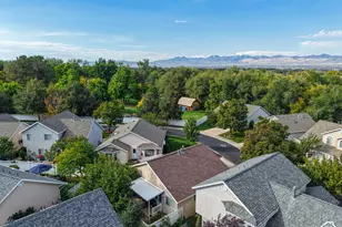 557 E Villager Ln, Midvale, UT 84047 - Photo 18