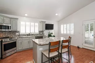557 E Villager Ln, Midvale, UT 84047 - Photo 32