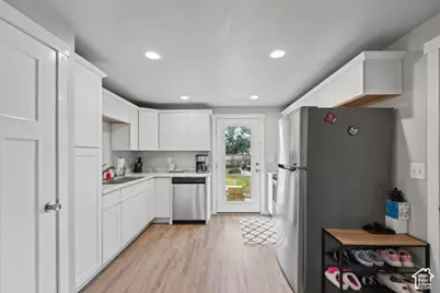 1357 W Atherton Dr S, Salt Lake City, UT 84123 - Photo 16