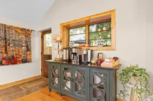 2275 E 6200 S, Holladay, UT 84121 - Photo 20