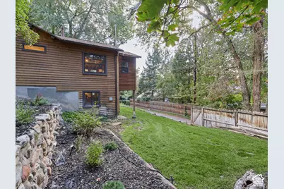 2275 E 6200 S, Holladay, UT 84121 - Photo 74