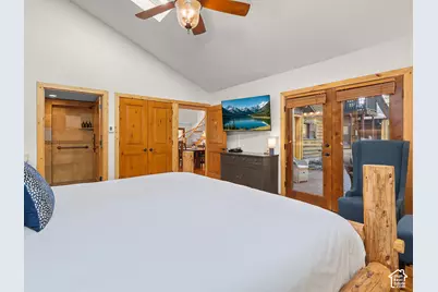 2275 E 6200 S, Holladay, UT 84121 - Photo 24