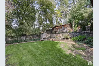 2275 E 6200 S, Holladay, UT 84121 - Photo 72