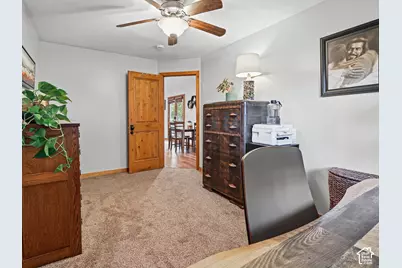 2275 E 6200 S, Holladay, UT 84121 - Photo 52