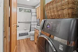 2275 E 6200 S, Holladay, UT 84121 - Photo 64