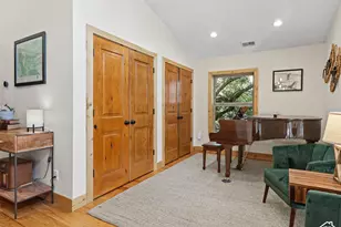 2275 E 6200 S, Holladay, UT 84121 - Photo 38