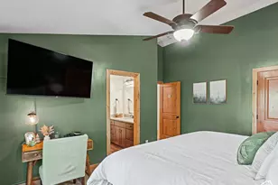 2275 E 6200 S, Holladay, UT 84121 - Photo 42