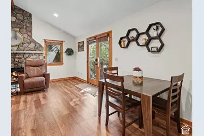 2275 E 6200 S, Holladay, UT 84121 - Photo 56