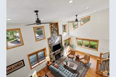 2275 E 6200 S, Holladay, UT 84121 - Photo 40