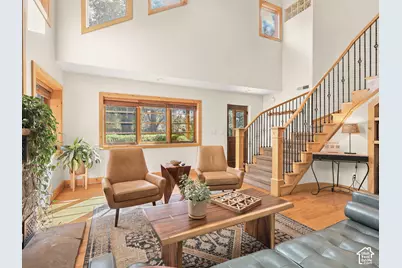 2275 E 6200 S, Holladay, UT 84121 - Photo 10