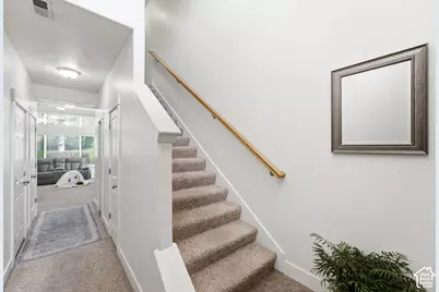 8985 S Heights Dr E, Sandy, UT 84094 - Photo 34