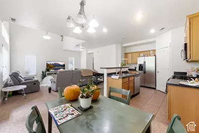 8985 S Heights Dr E, Sandy, UT 84094 - Photo 38