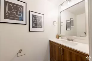 625 N Redwood Rd, Salt Lake City, UT 84116 - Photo 8