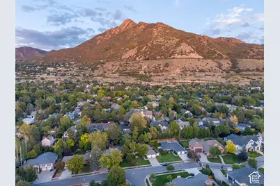 4993 S Regency St, Holladay, UT 84117 - Photo 14