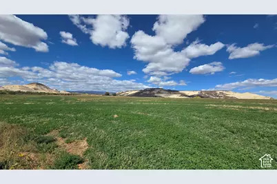 [Address not provided], Boulder, UT 84716 - Photo 2