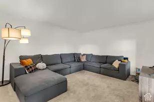 1073 E Pineridge Rd, Sandy, UT 84093 - Photo 12
