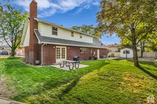 1073 E Pineridge Rd, Sandy, UT 84093 - Photo 28