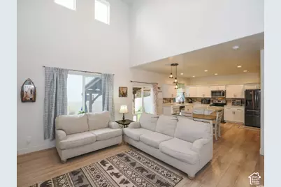 4448 E Harvest Crop Dr, Eagle Mountain, UT 84005 - Photo 4
