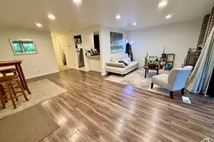 8120 S Cottonwood Hills Circle, Sandy, UT 84094 - Photo 6