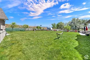 849 St Andrews Dr, Syracuse, UT 84075 - Photo 42
