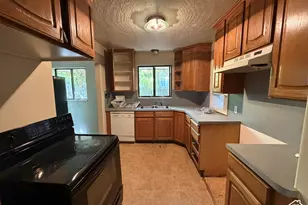 2818 Eccles Ave, Ogden, UT 84403 - Photo 2