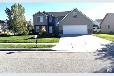 304 W 400 S, Hyde Park, UT 84318 - Photo 1