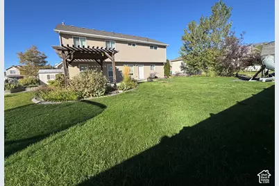 304 W 400 S, Hyde Park, UT 84318 - Photo 44