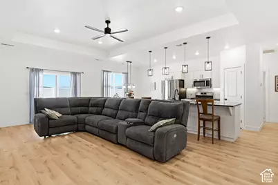 1137 N Yucca St, Cedar City, UT 84720 - Photo 6
