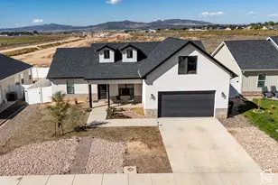 1137 N Yucca St, Cedar City, UT 84720 - Photo 1